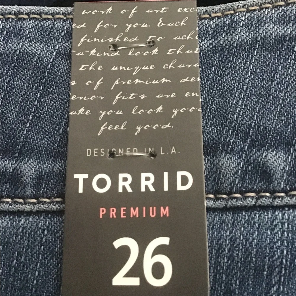 Torrid Bombshell Skinny Jeans.   NWT